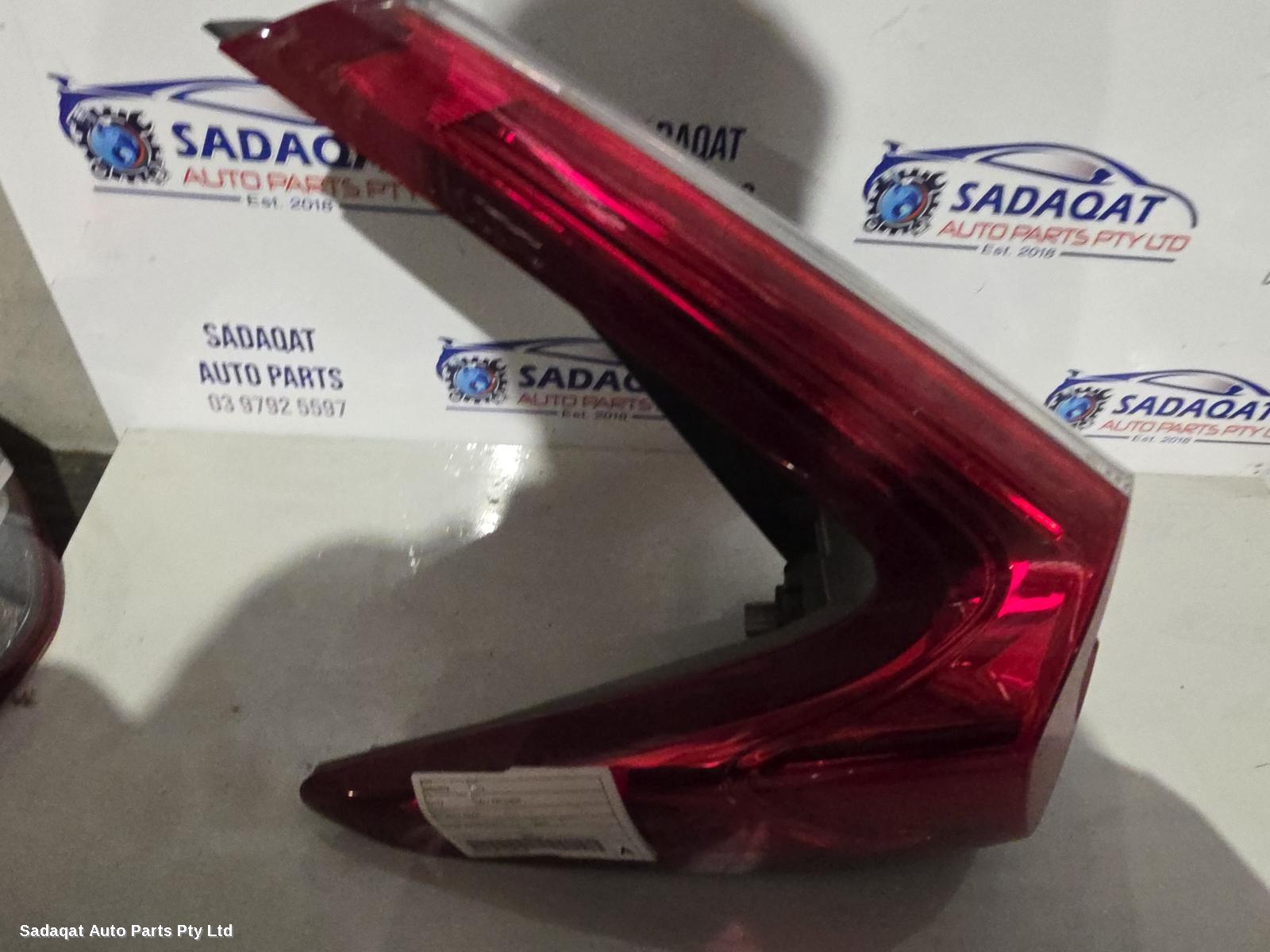 Honda Crv Left Taillight