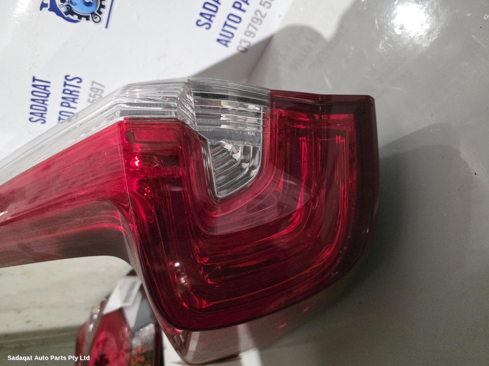 Honda Crv Left Taillight