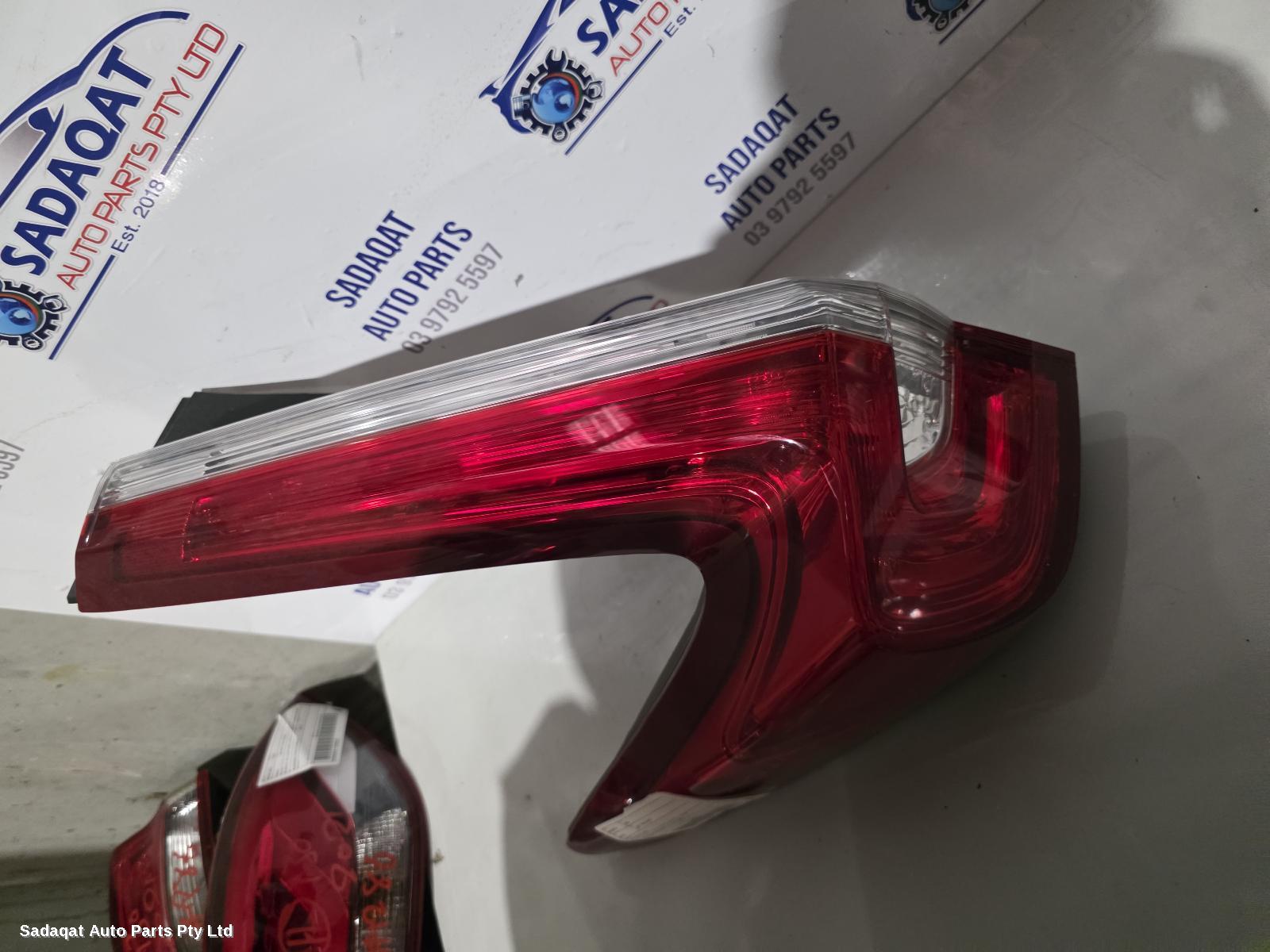 Honda Crv Left Taillight