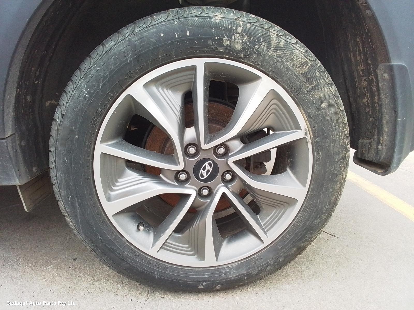 Hyundai Tucson Right Guard