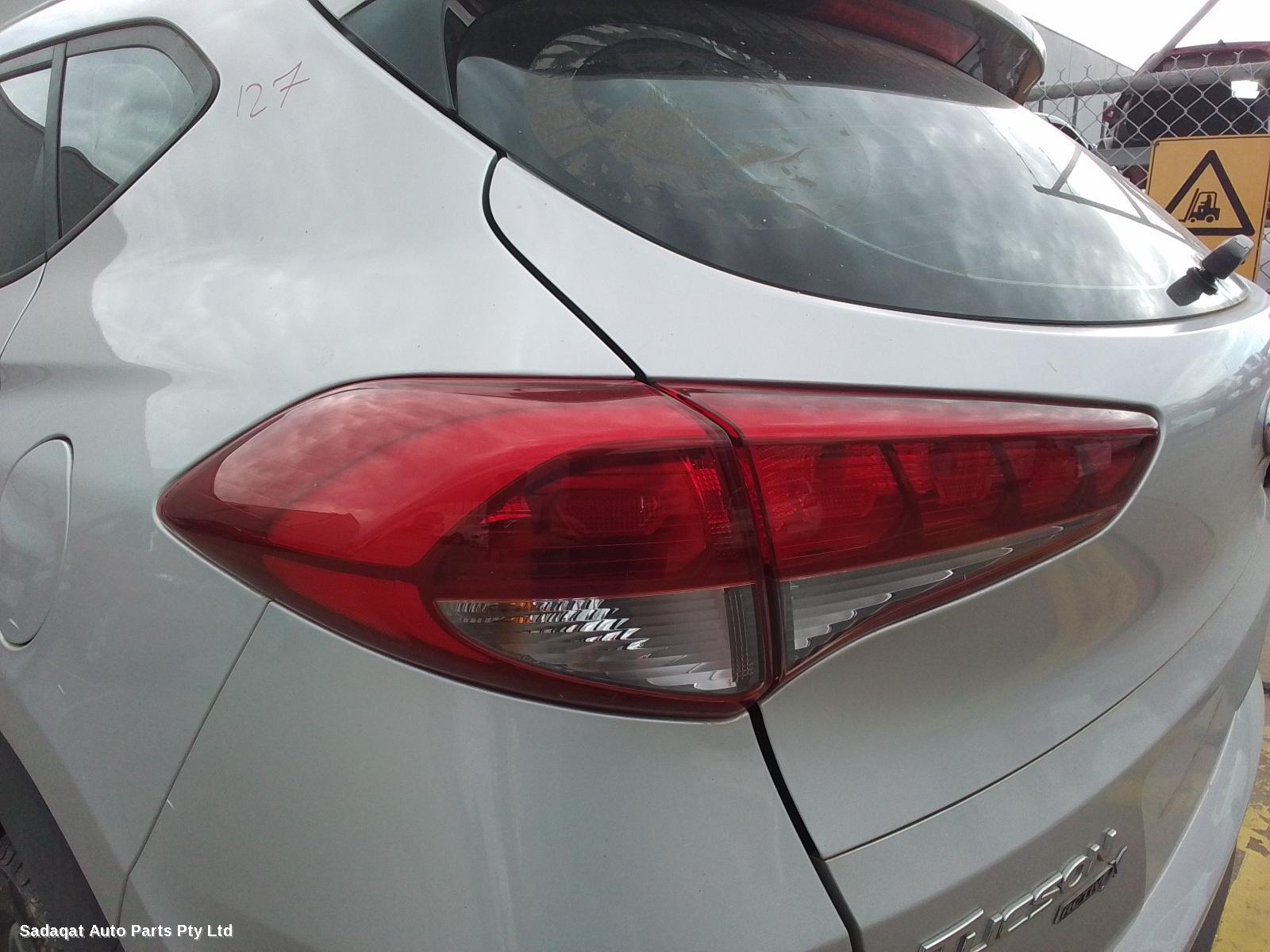 Hyundai Tucson Right Guard