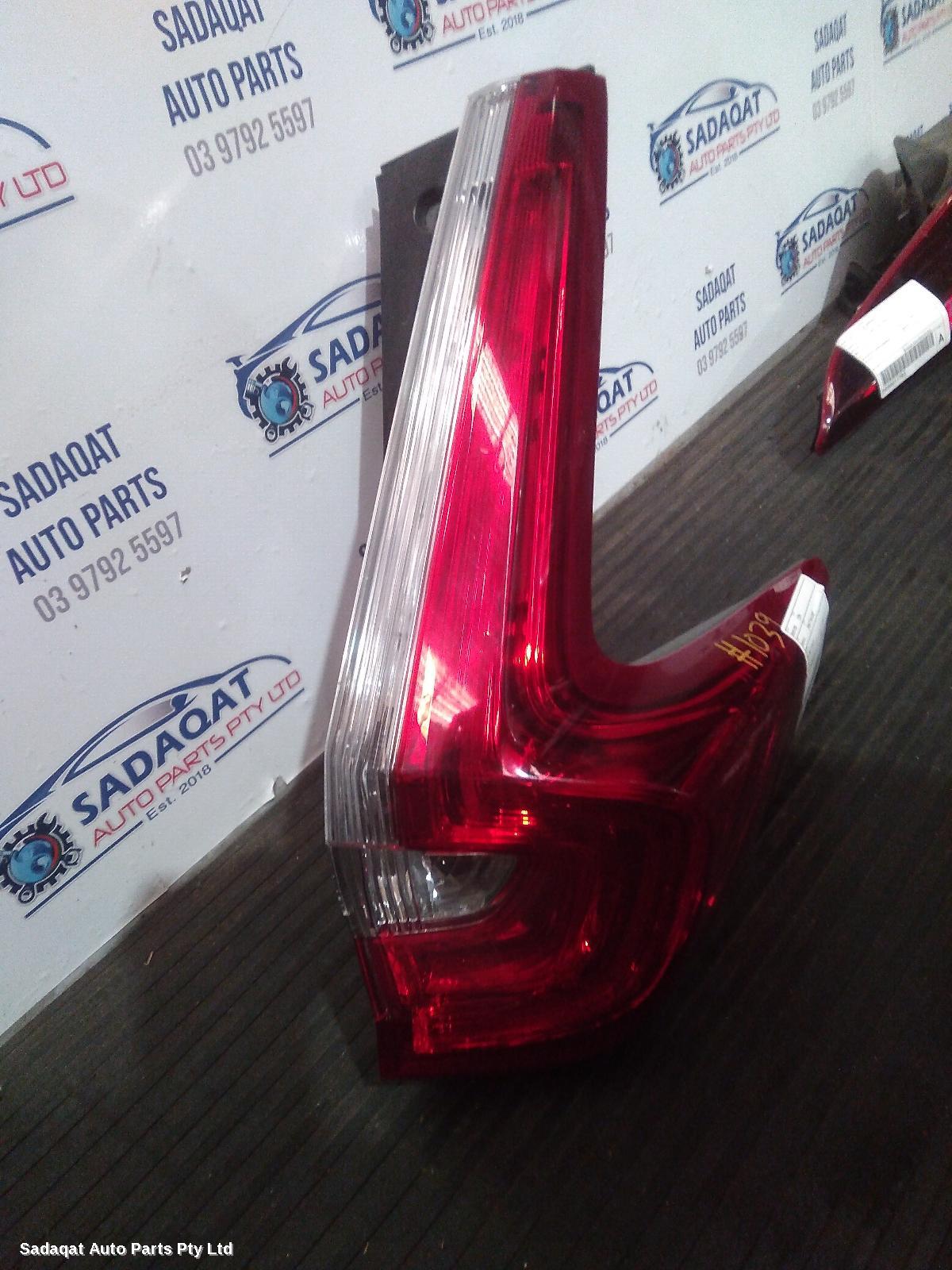 Honda Crv Right Taillight