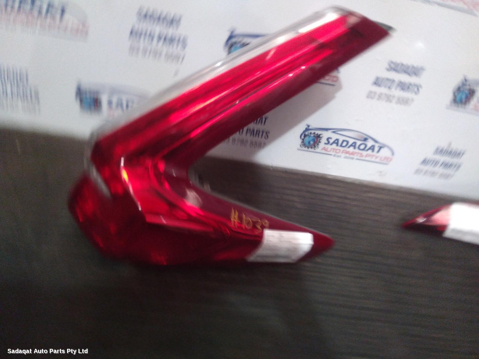 Honda Crv Right Taillight