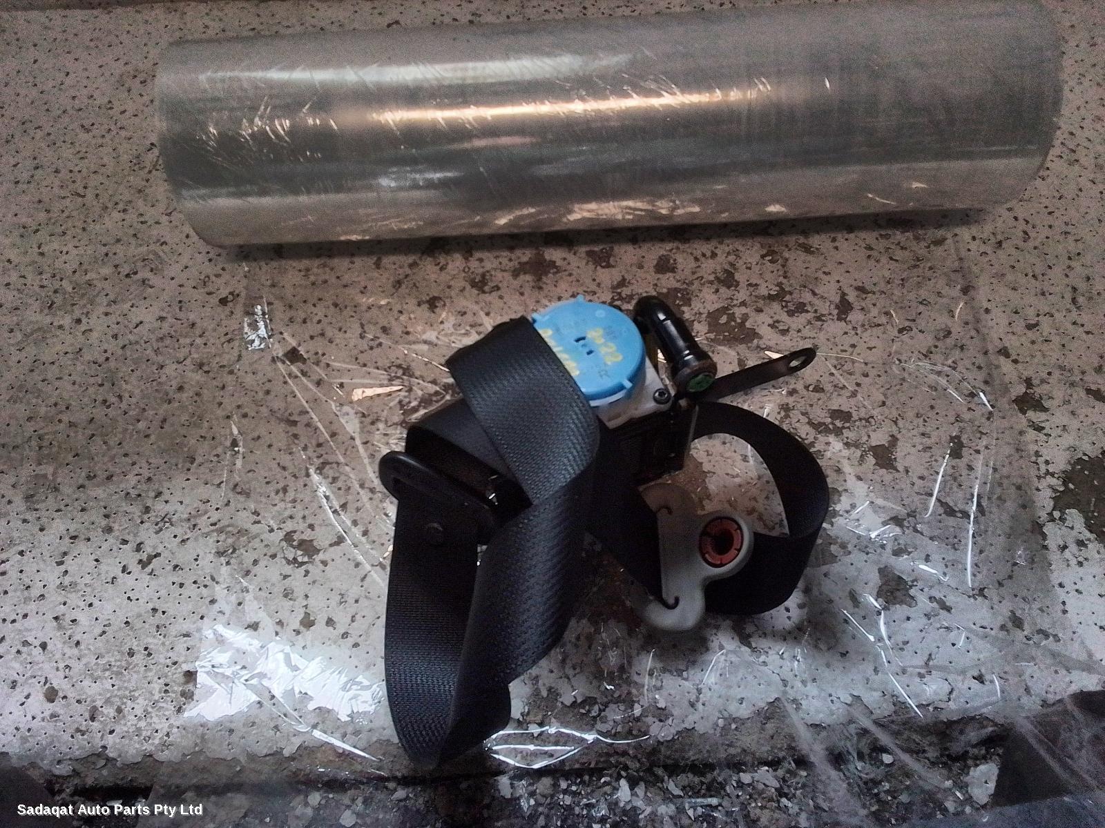 Suzuki Baleno Seatbelt/stalk