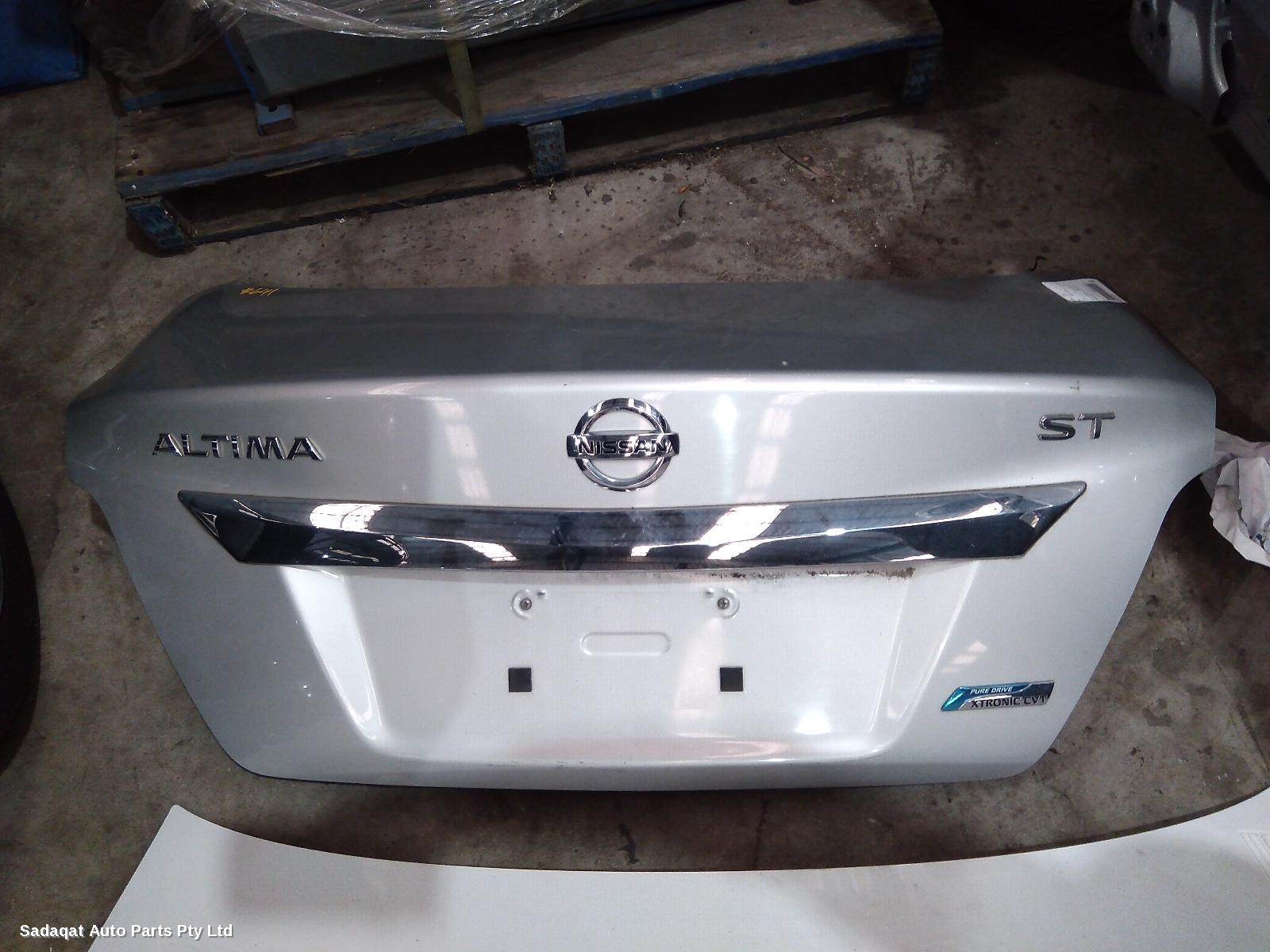 Nissan Altima Bootlid/tailgate