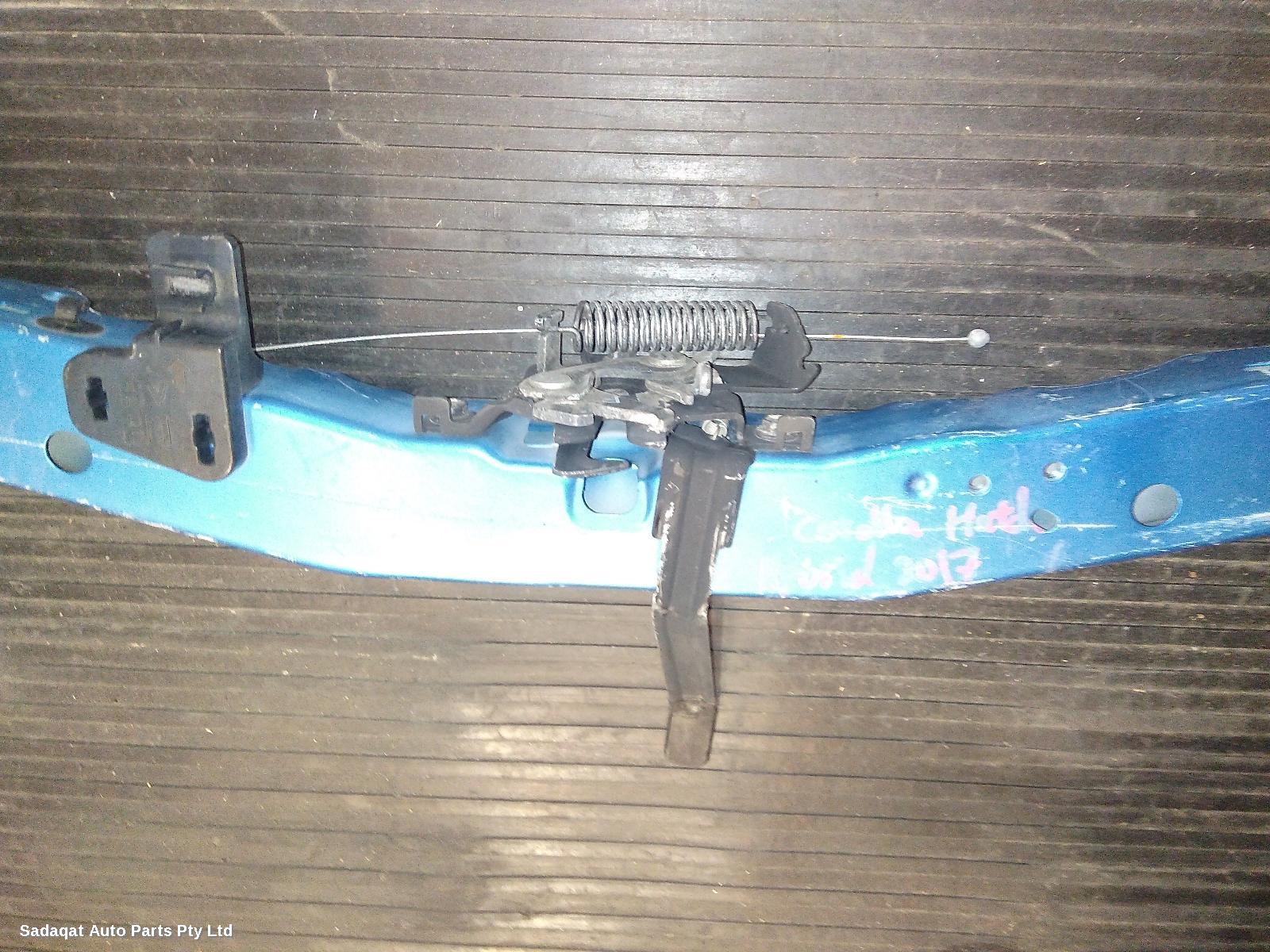 Toyota Corolla Bonnet Lock/support
