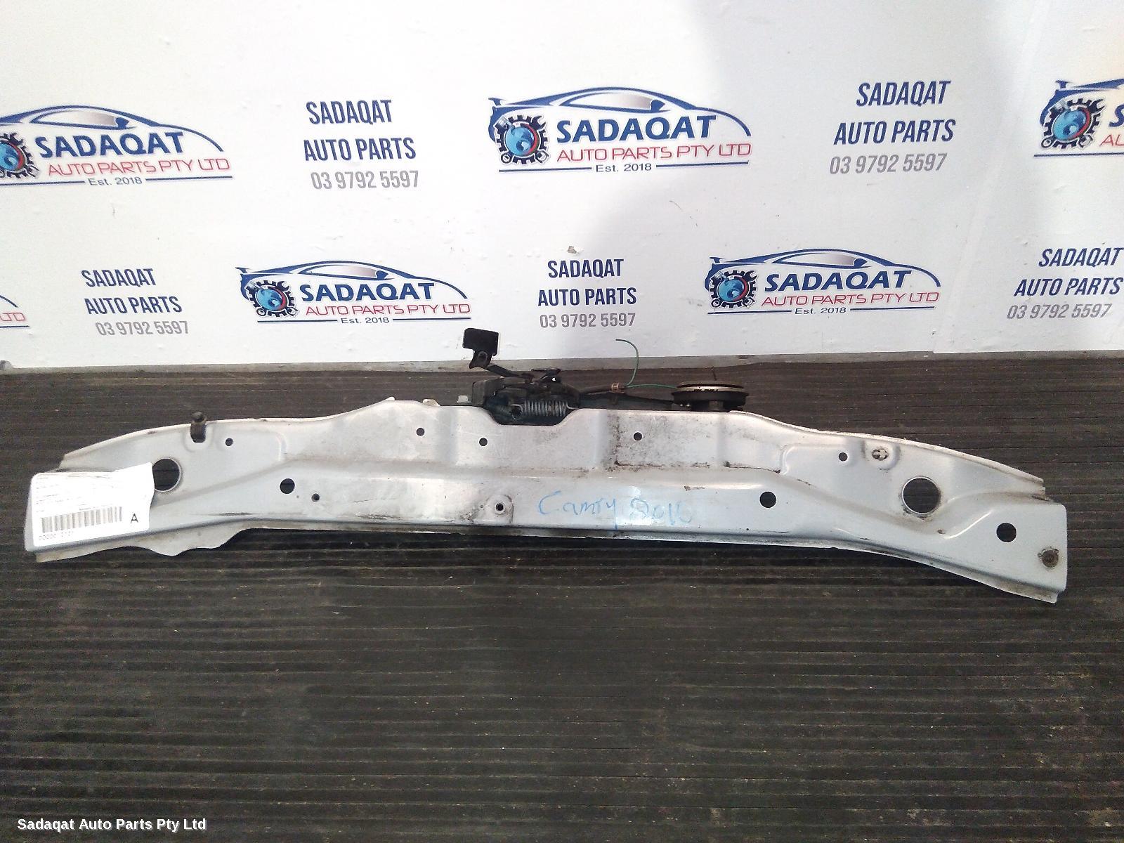 Toyota Camry Bonnet Lock/support