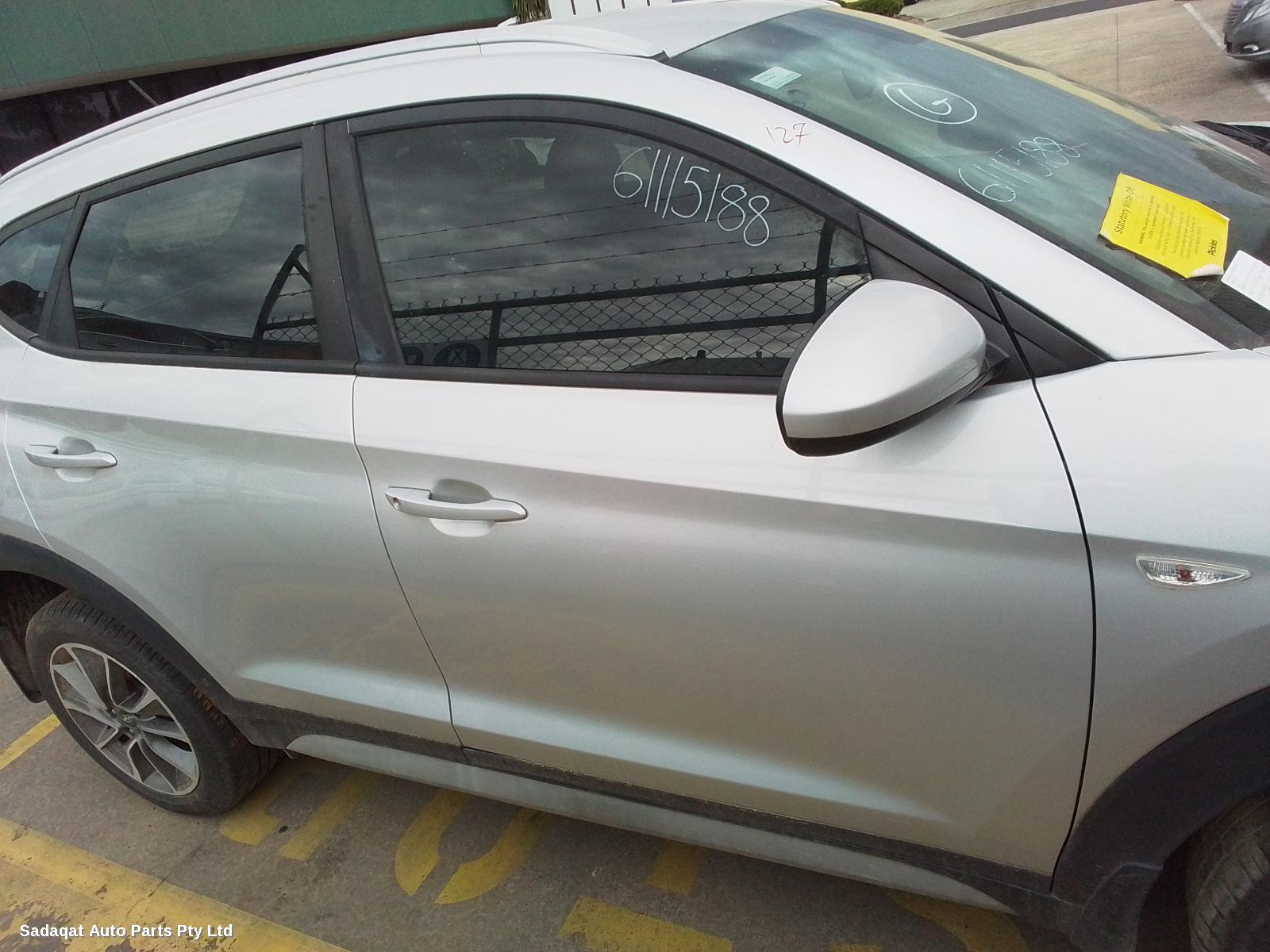 Hyundai Tucson Right Guard