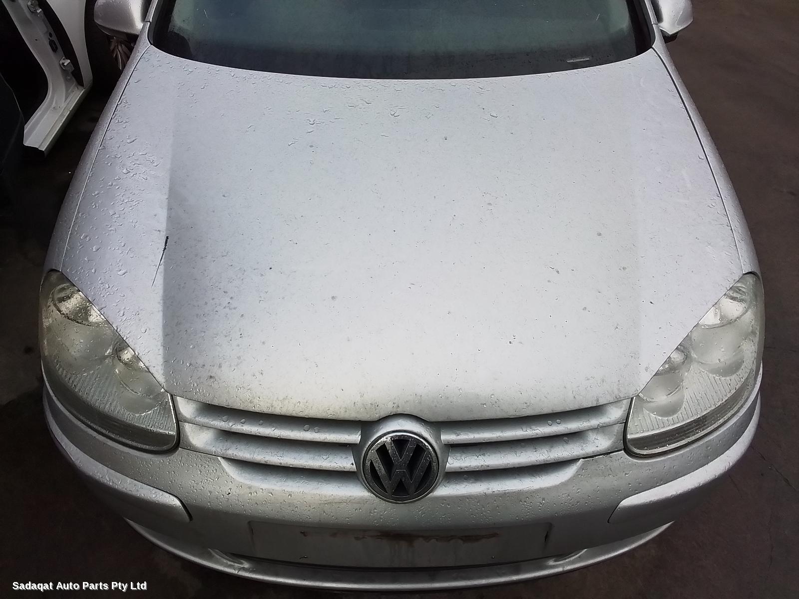 Volkswagen Golf Right Guard