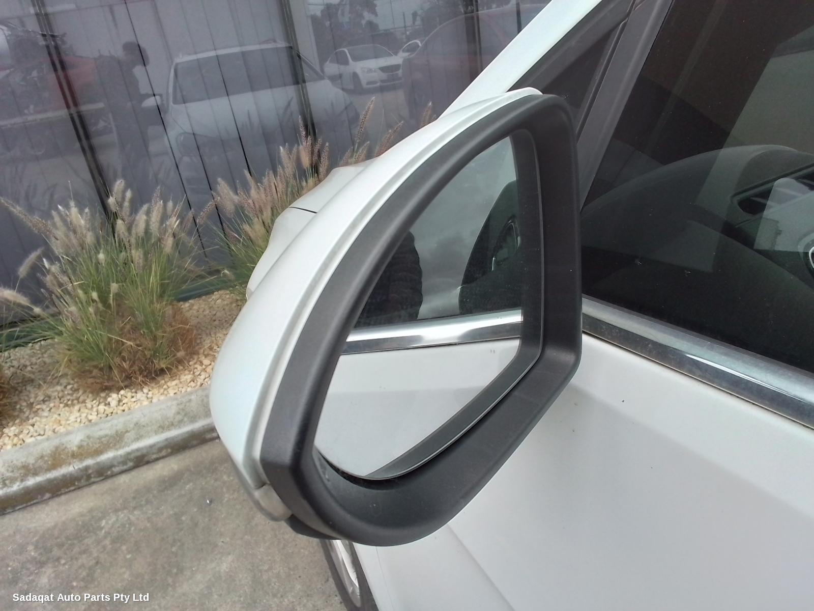 Volkswagen Golf Left Front Door