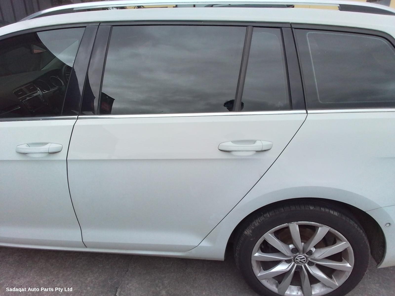 Volkswagen Golf Left Front Door