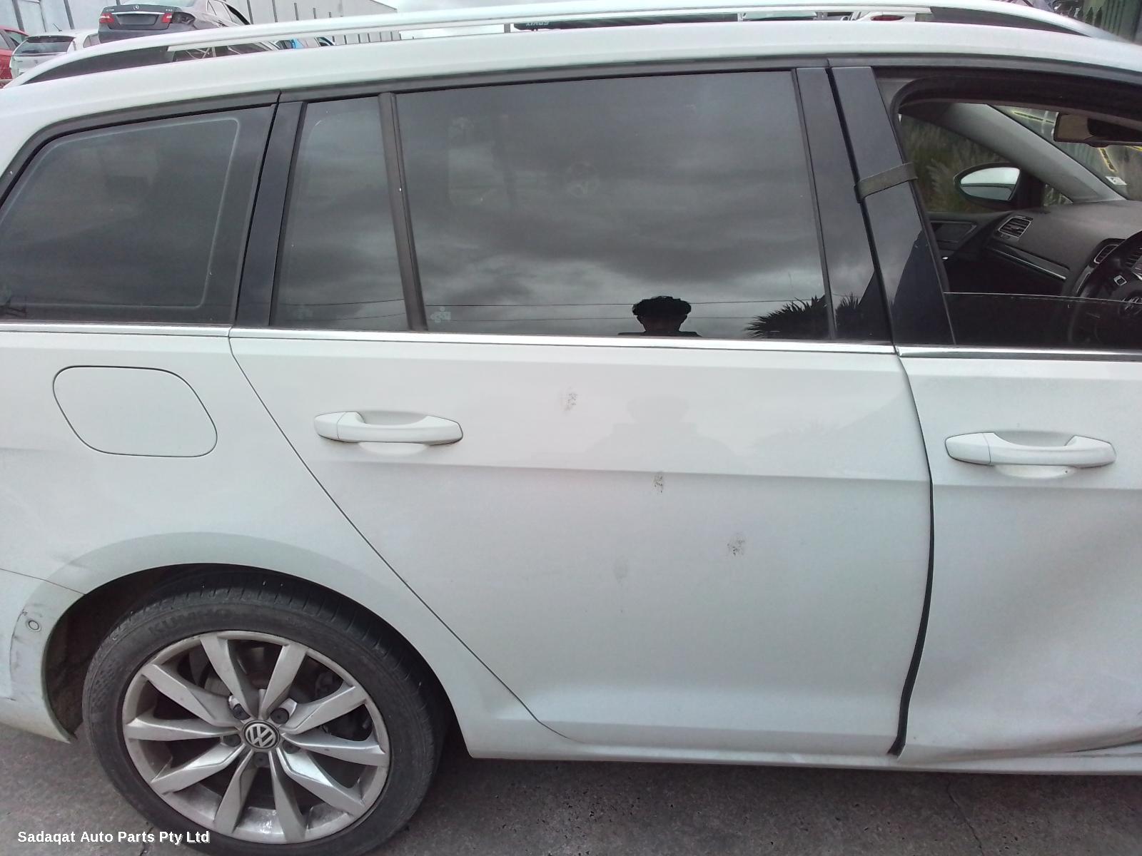 Volkswagen Golf Left Front Door