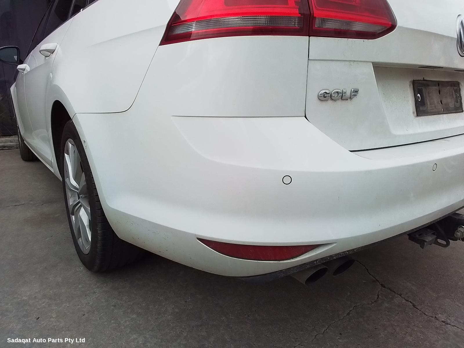 Volkswagen Golf Left Front Door