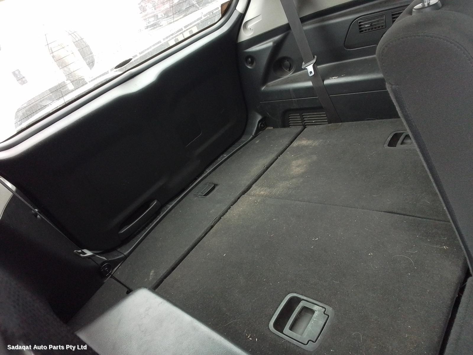 Holden Captiva 3rd Seat