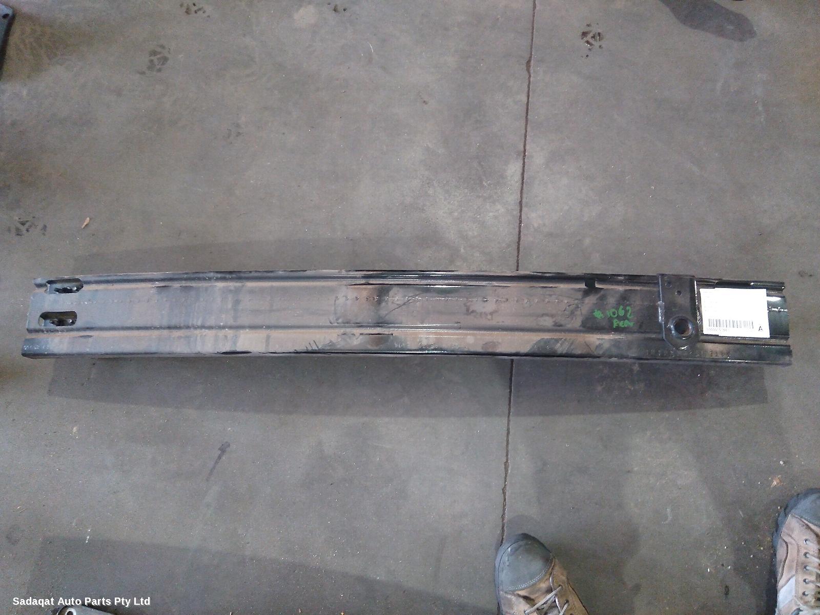 Nissan Qashqai R/bar Bracket/reinfo