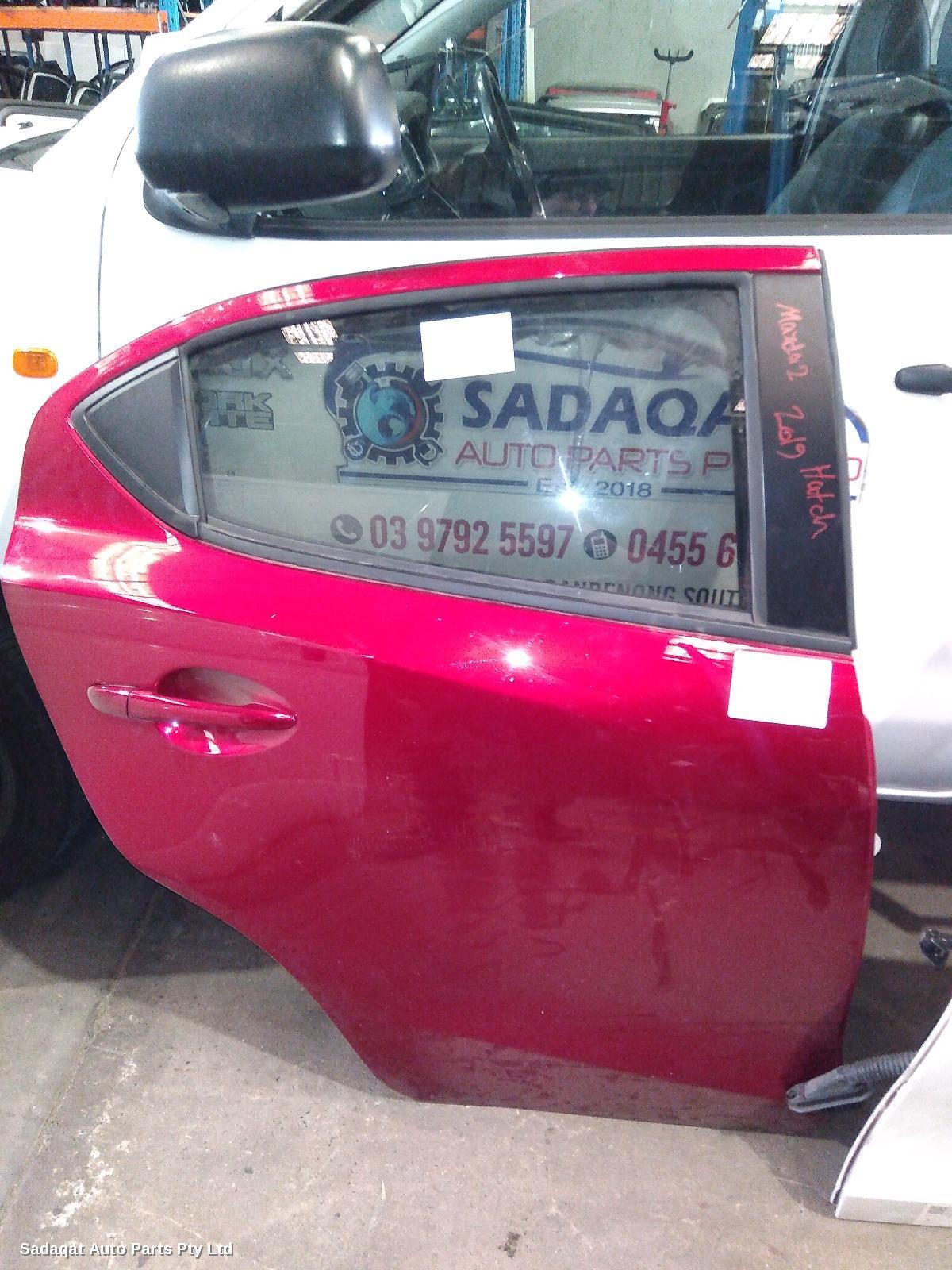 Mazda 2 Right_rear_door_sliding