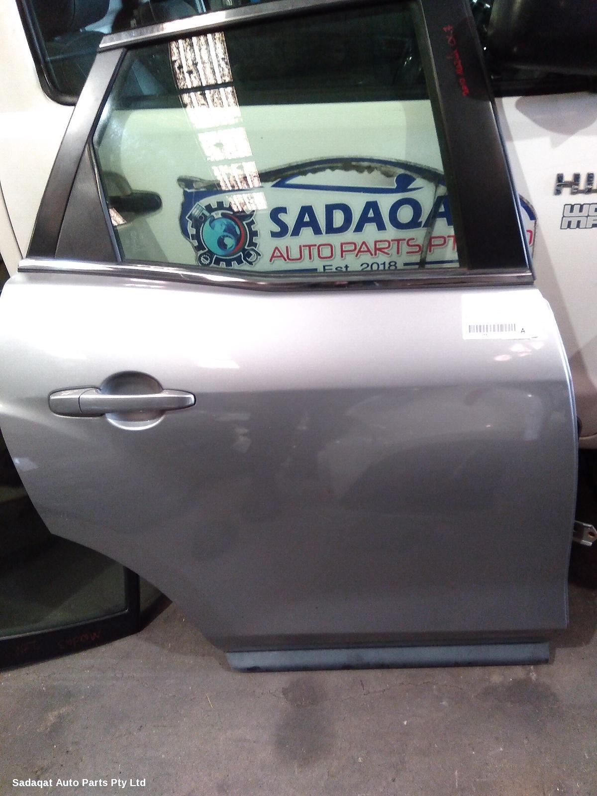 Mazda Cx7 Right_rear_door_sliding