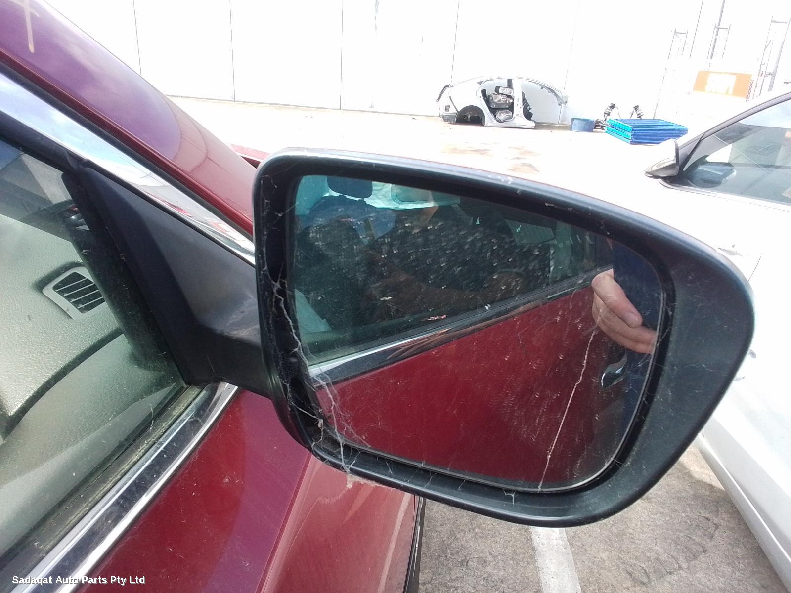 Nissan Xtrail Right Taillight