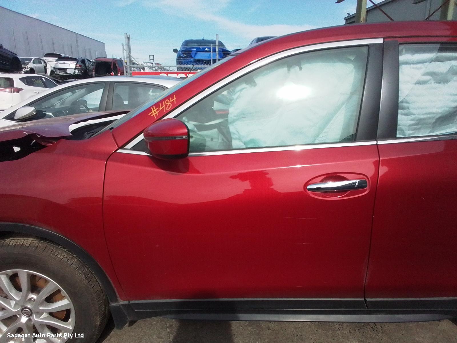 Nissan Xtrail Right Taillight