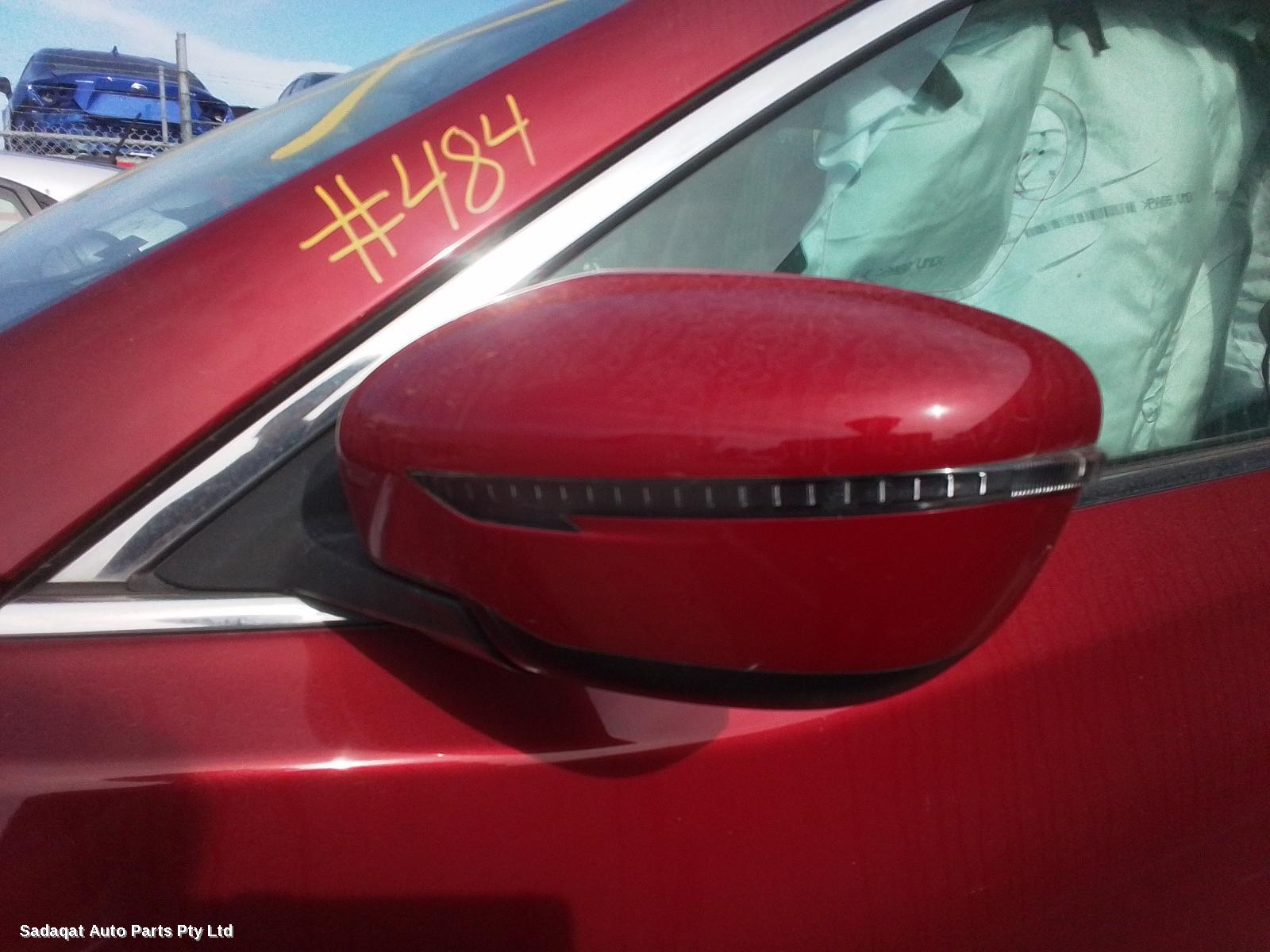 Nissan Xtrail Right Taillight