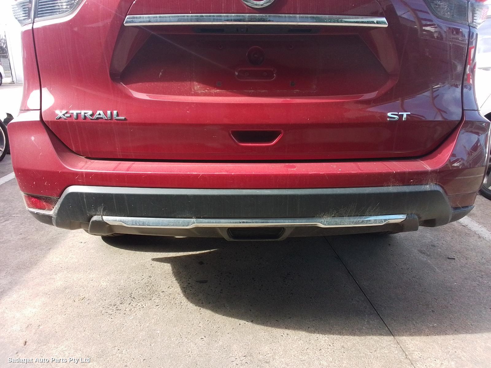 Nissan Xtrail Right Taillight