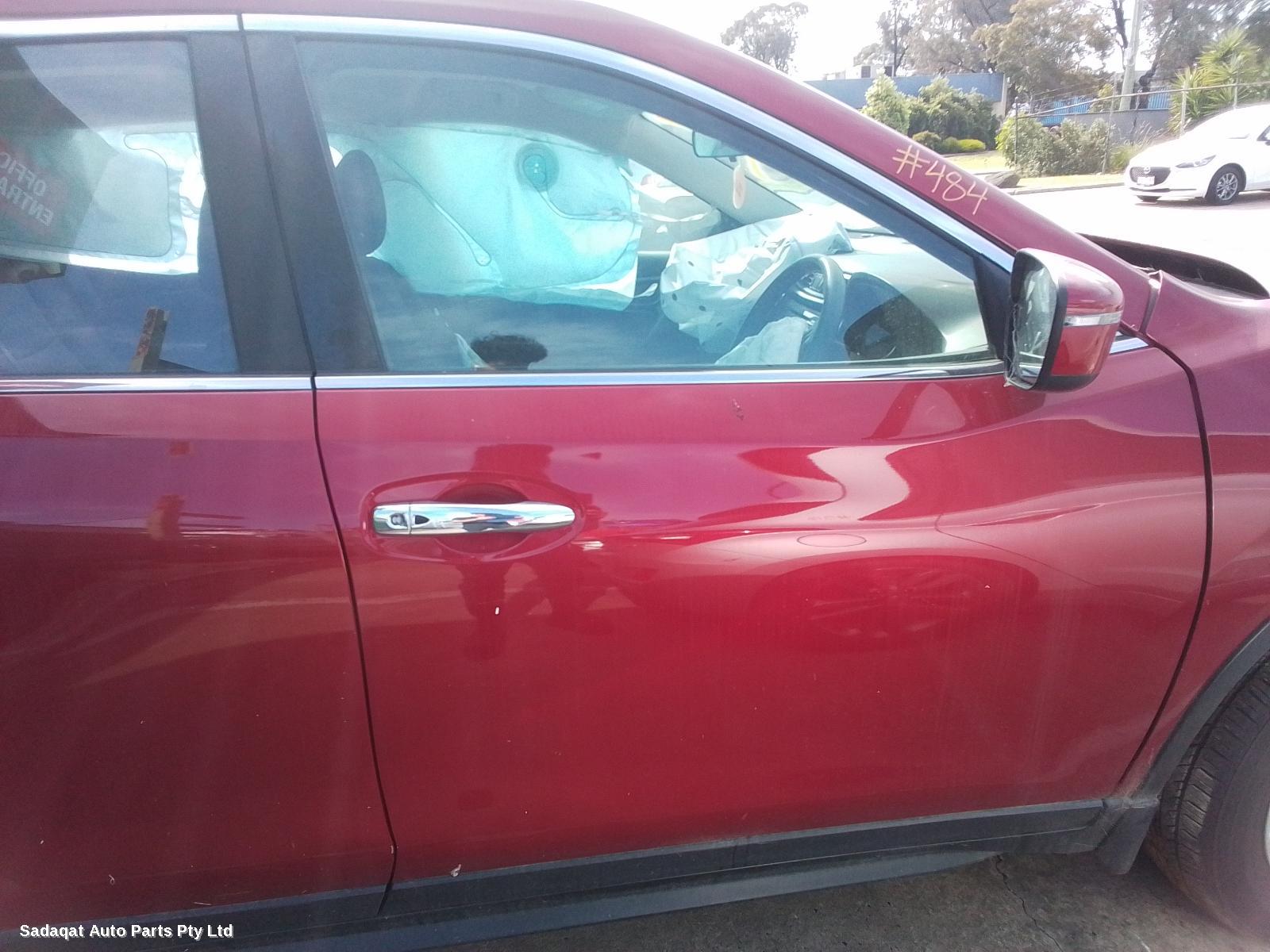 Nissan Xtrail Right Taillight