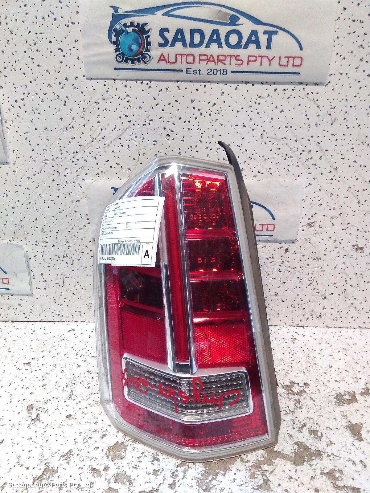 Chrysler 300c Left Taillight
