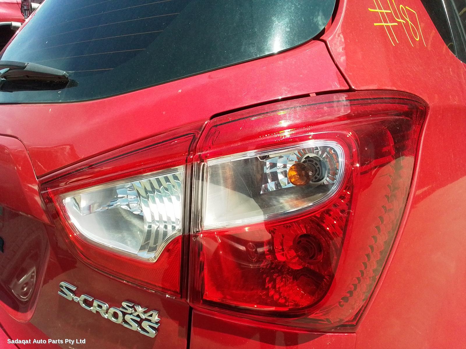 Suzuki S-cross Right Front Door