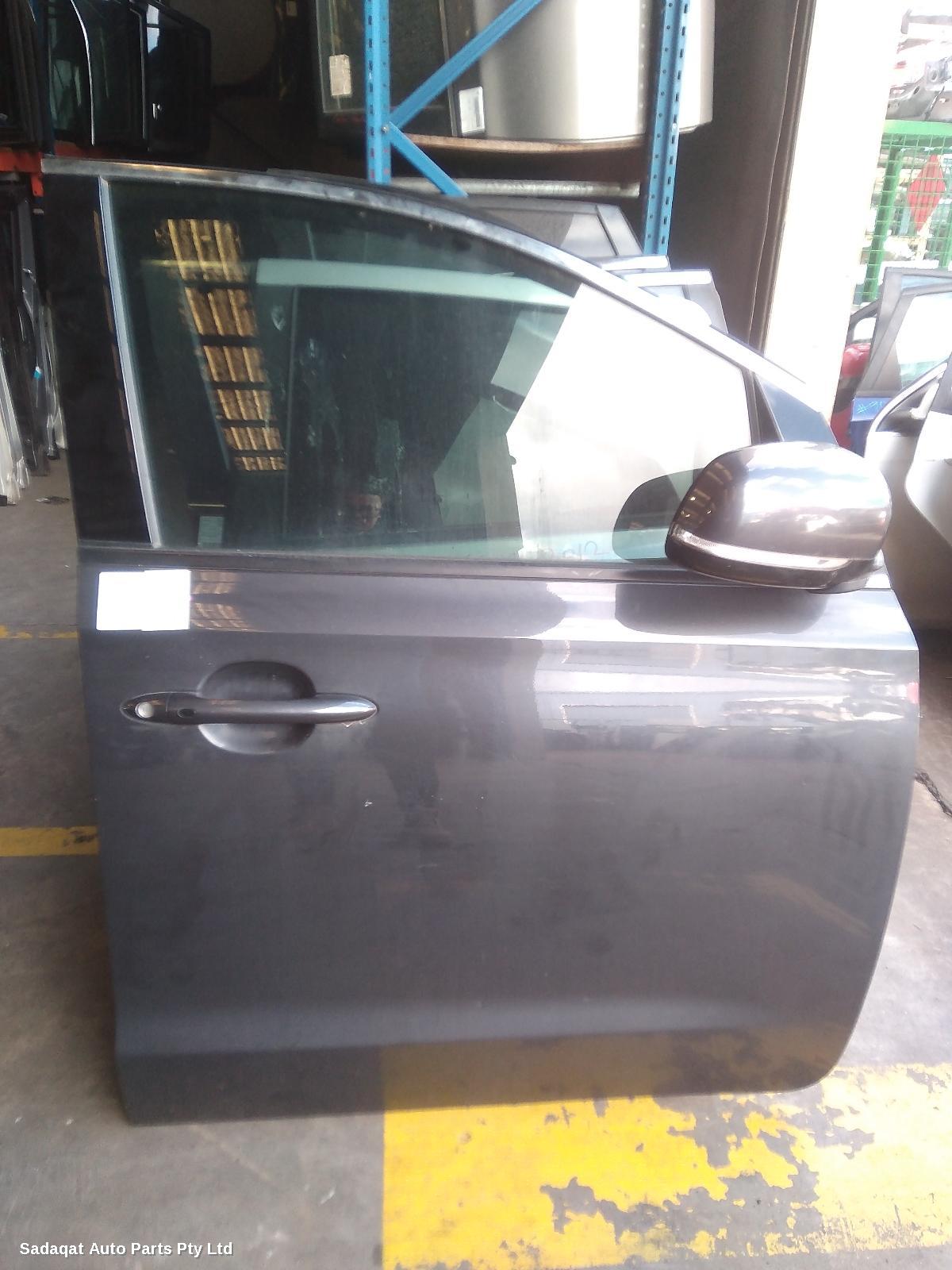Kia Carnival/grand Carnival Right Front Door
