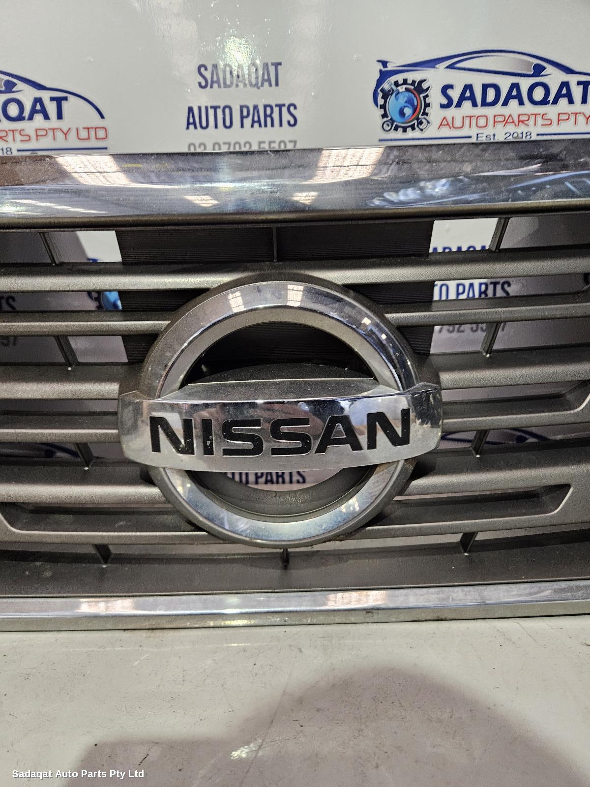 Nissan Navara Grille