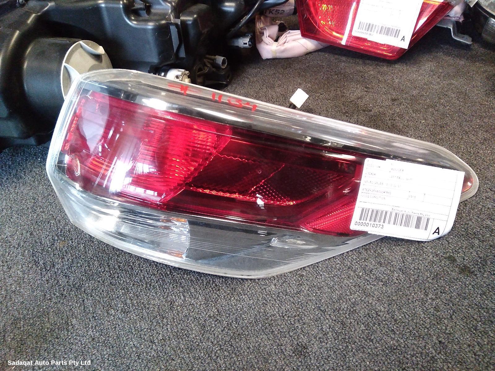 Toyota Kluger Left Taillight
