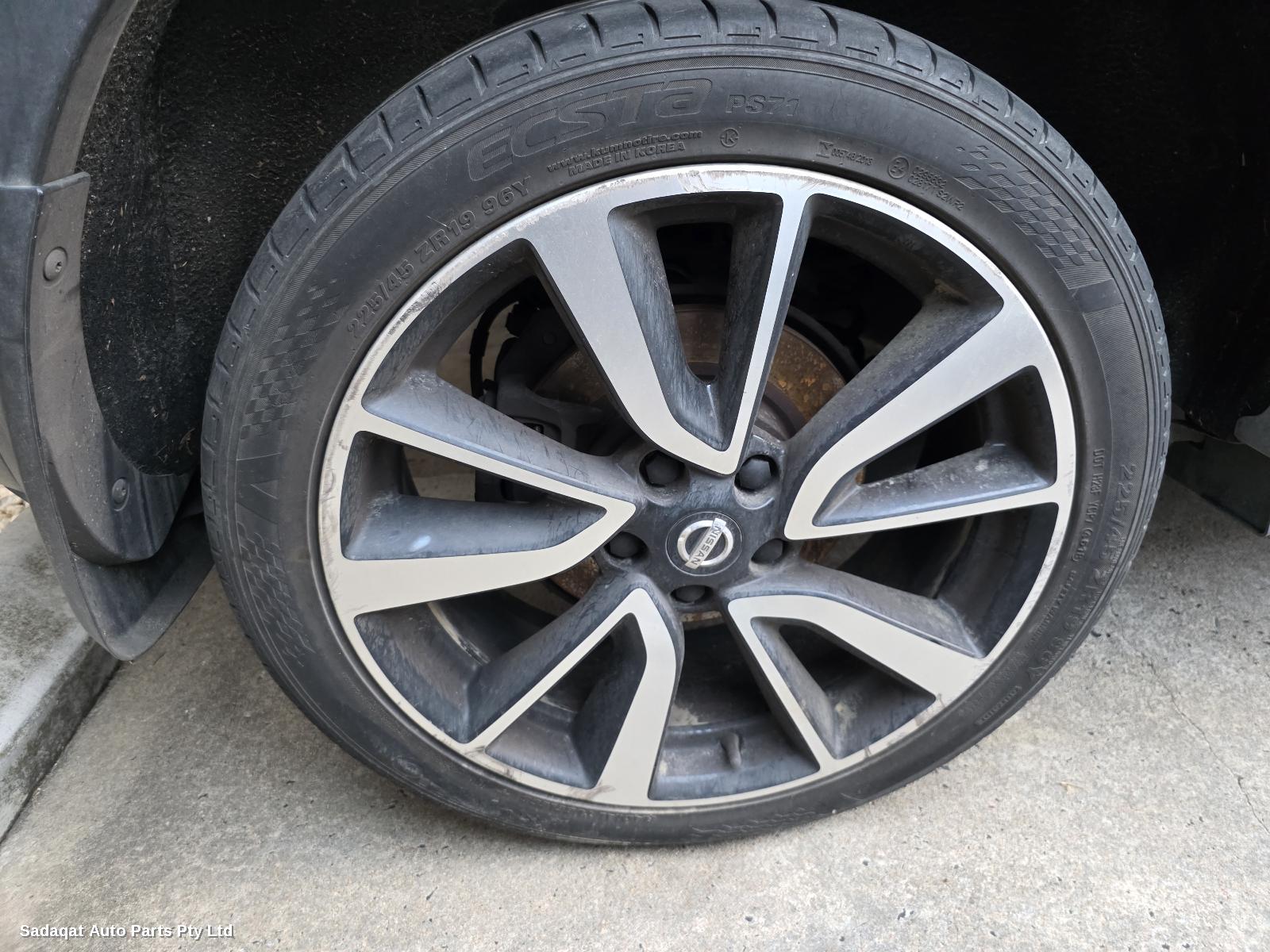 Toyota Camry Rear Garnish