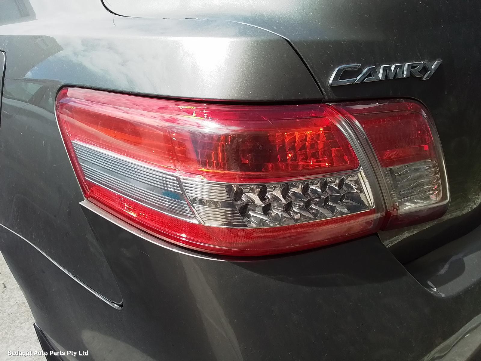 Toyota Camry Rear Garnish