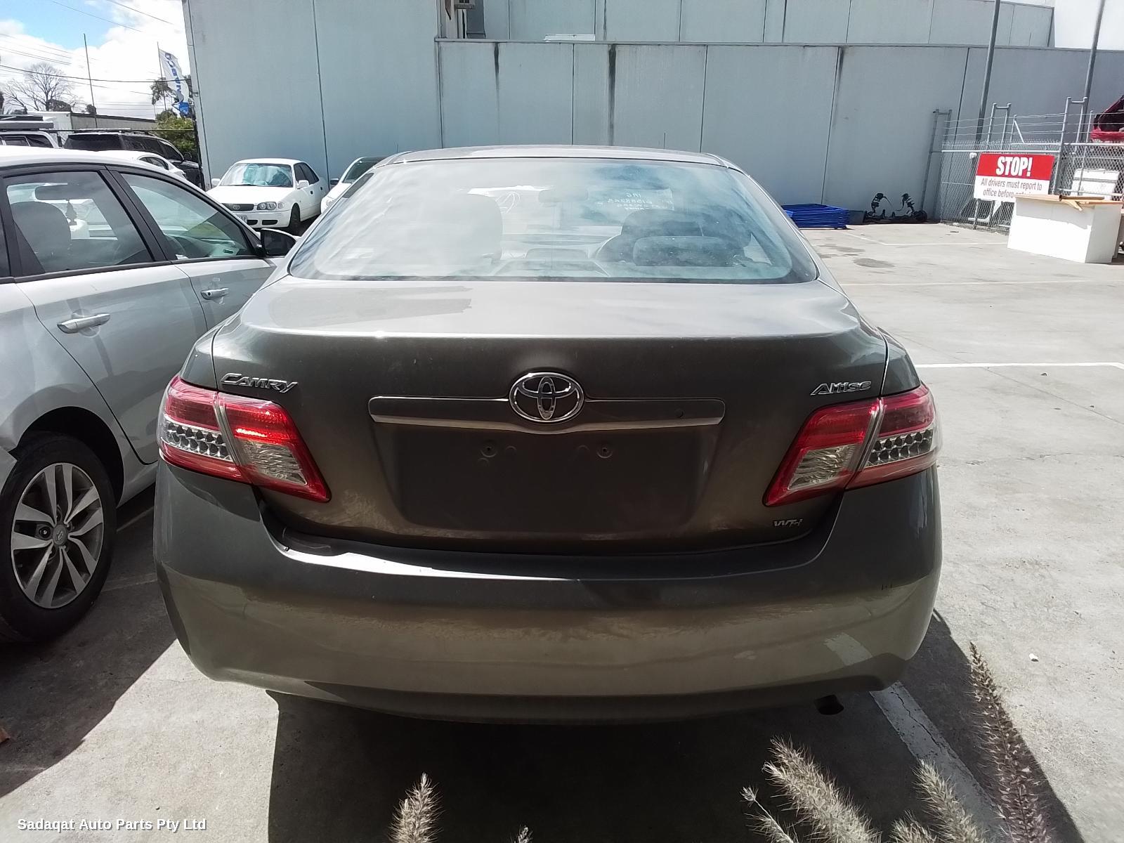 Toyota Camry Rear Garnish