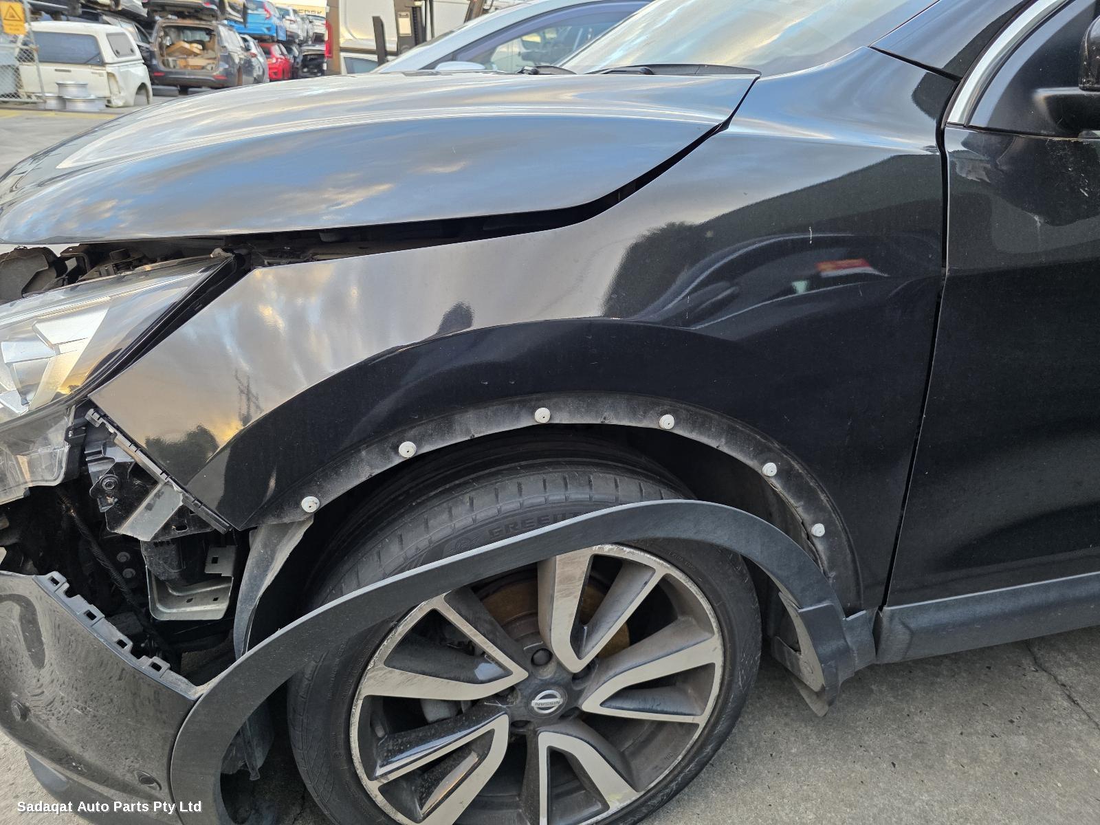 Toyota Camry Rear Garnish