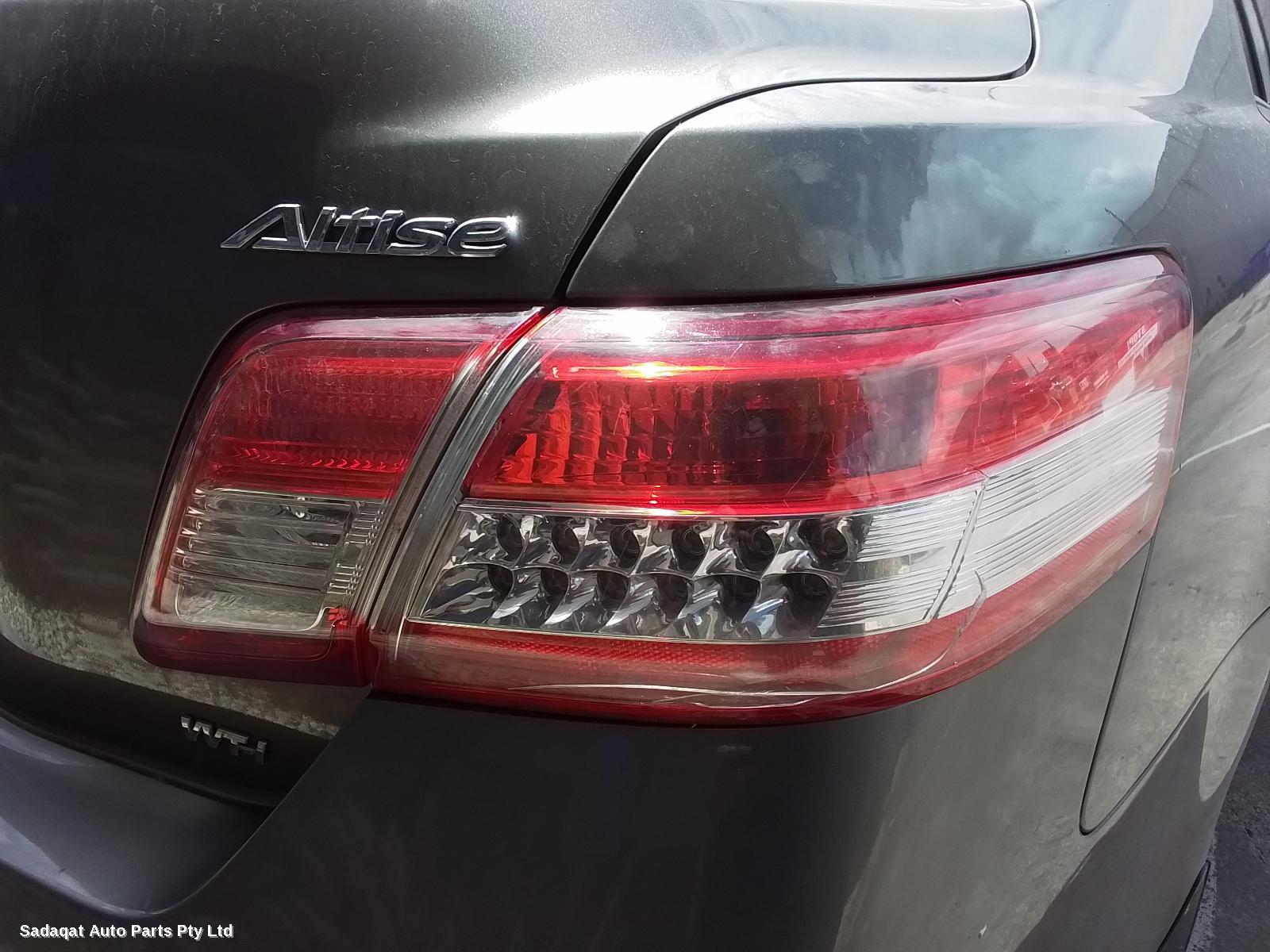 Toyota Camry Rear Garnish