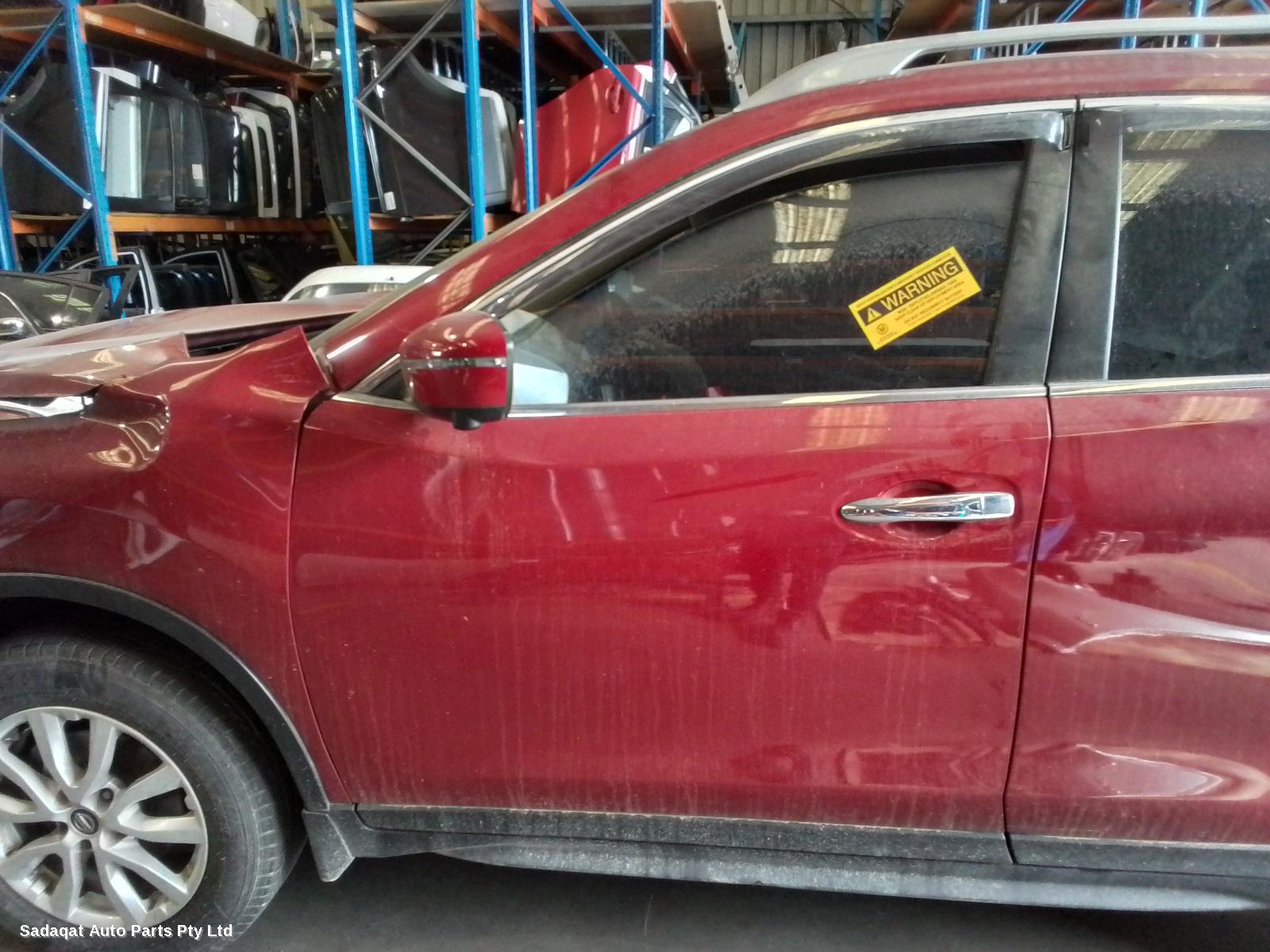 Nissan Xtrail Right Front Door