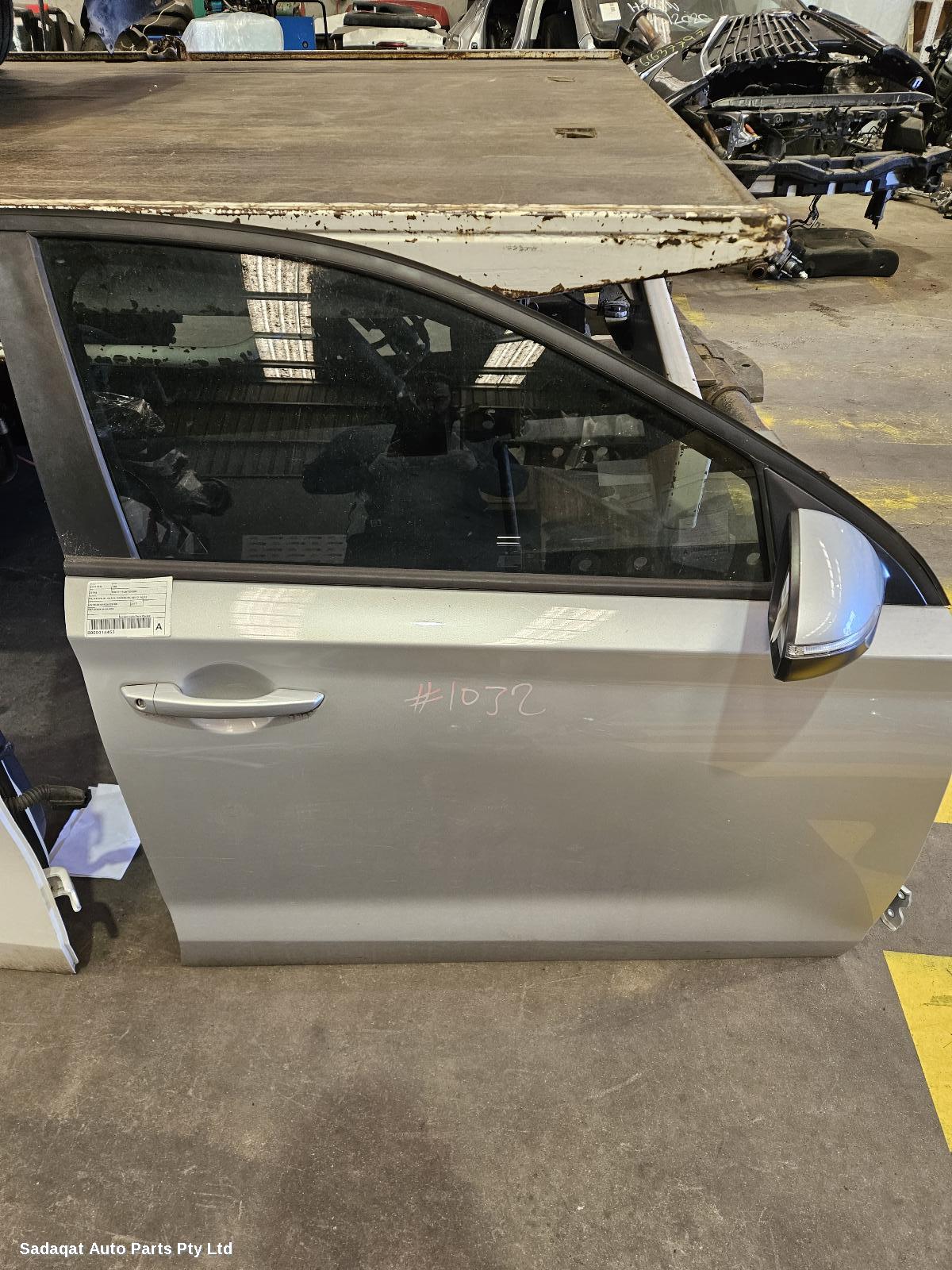 Hyundai I30 Right Front Door