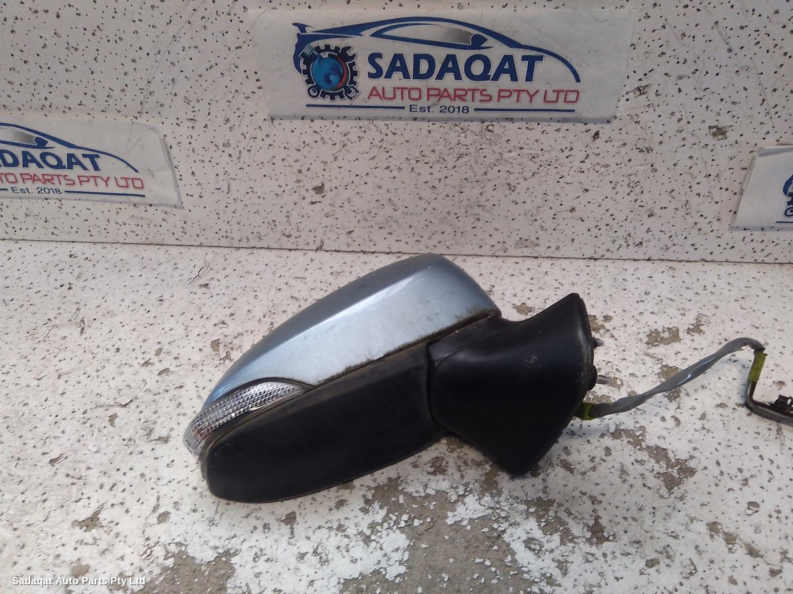 Toyota Corolla Right Door Mirror