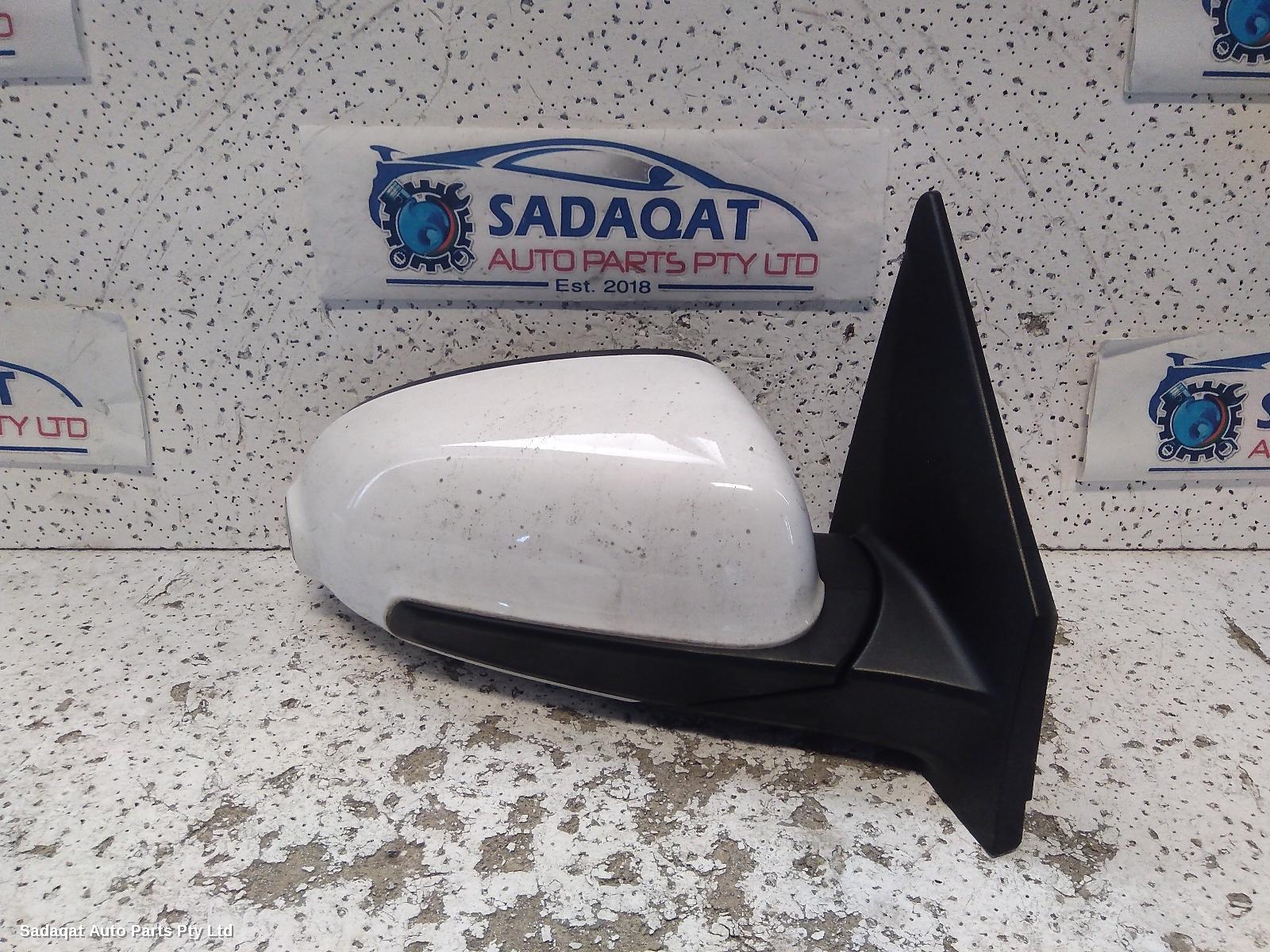 Hyundai Kona Right Door Mirror