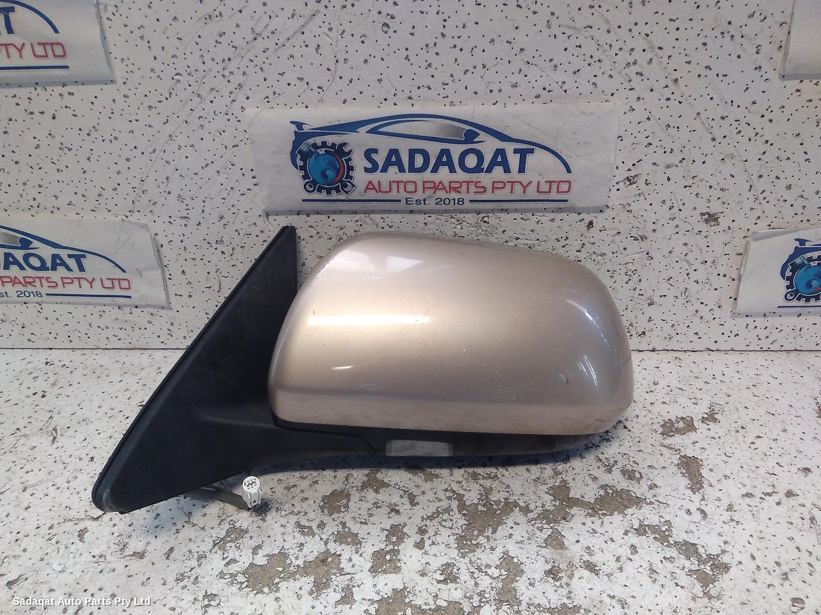 Toyota Kluger Left Door Mirror