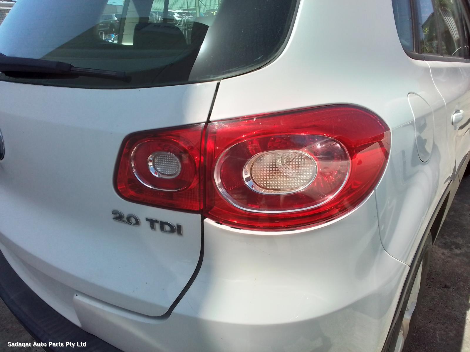 Volkswagen Tiguan Right Taillight