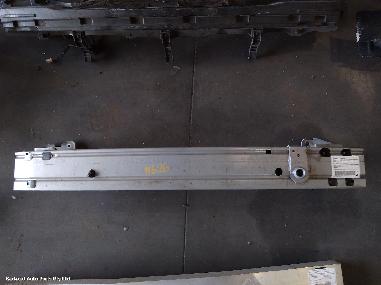 Nissan Qashqai R/bar Bracket/reinfo