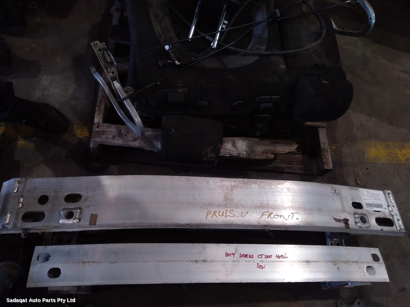 Toyota Prius F/bar Reinforc/brack