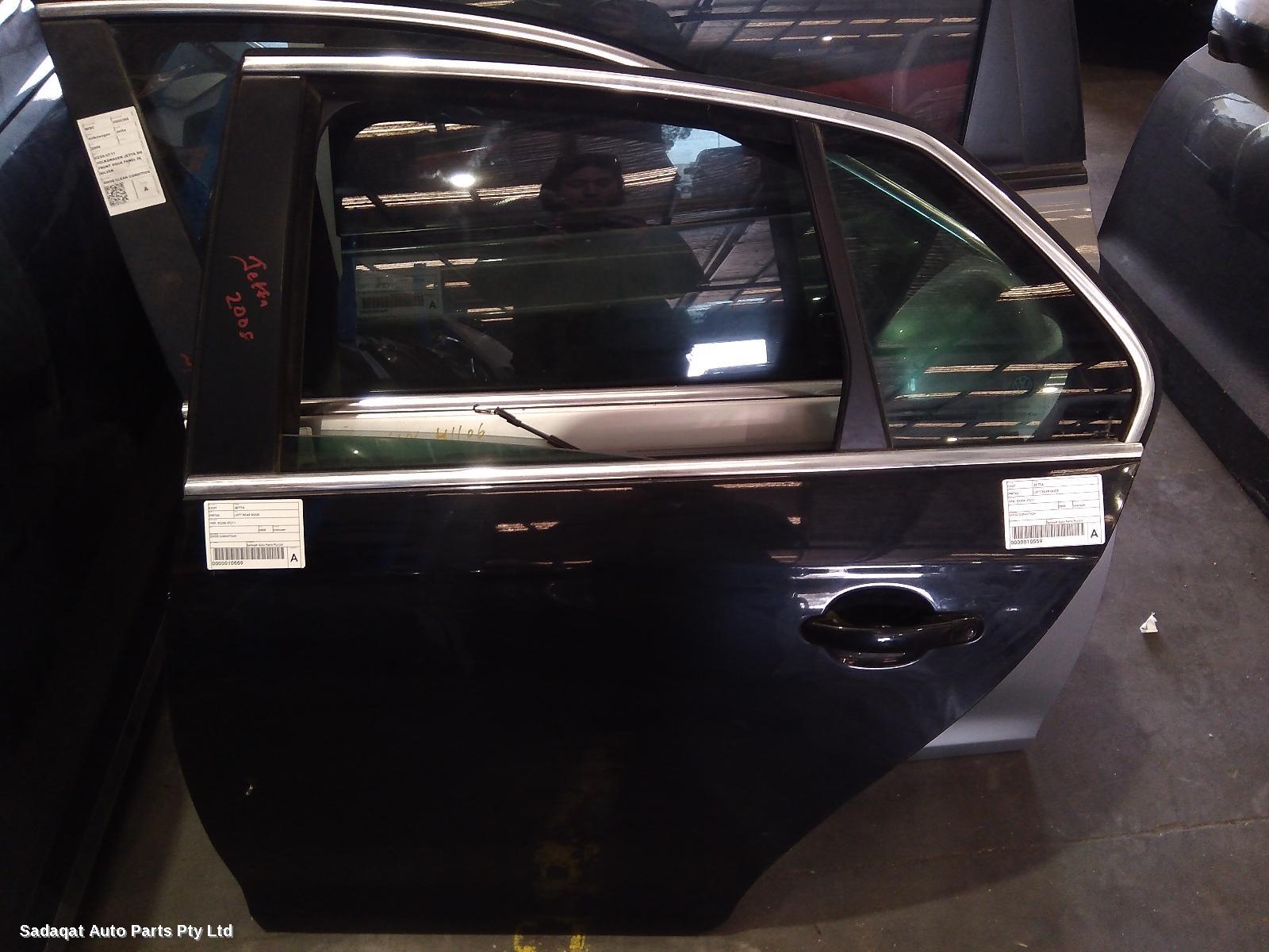 Volkswagen Jetta Left Rear Door/sliding