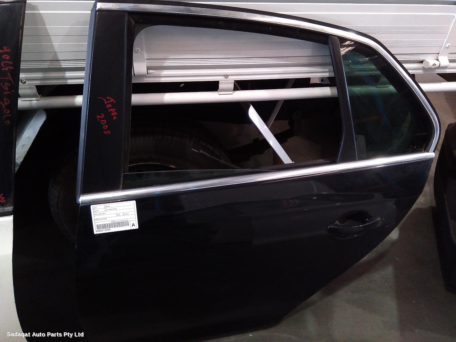 Volkswagen Jetta Left Rear Door/sliding