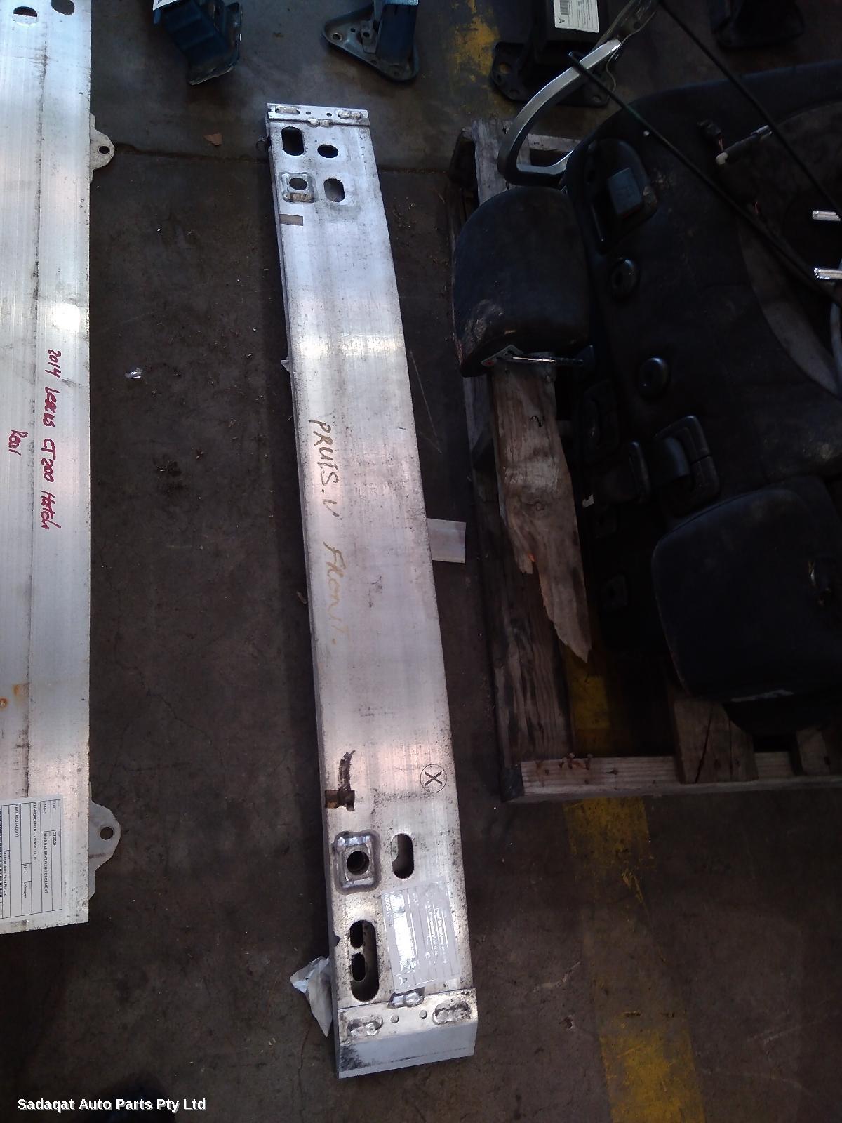 Toyota Prius F/bar Reinforc/brack