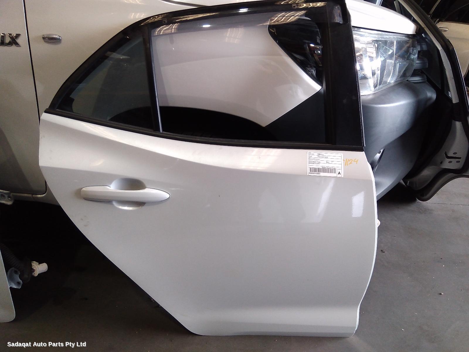 Toyota Corolla Right_rear_door_sliding