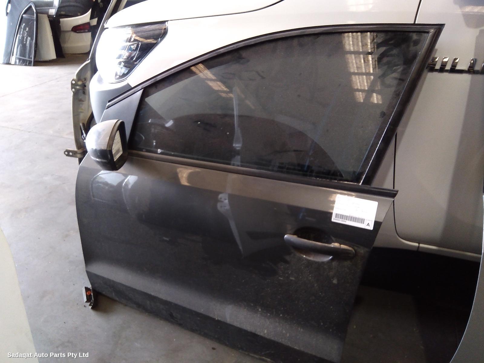 Volkswagen Polo Left Front Door