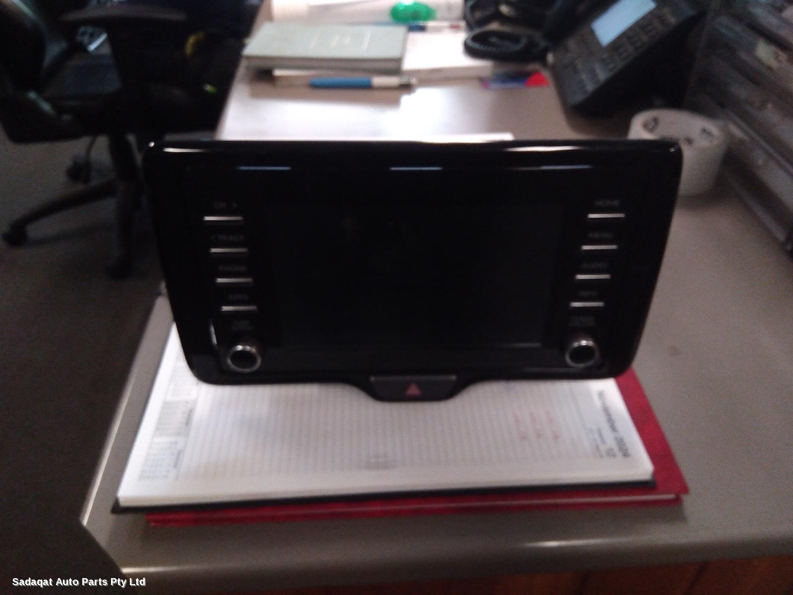 Toyota Yaris Cross Radio/cd/dvd/sat/tv